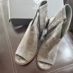 Open toe grey booties